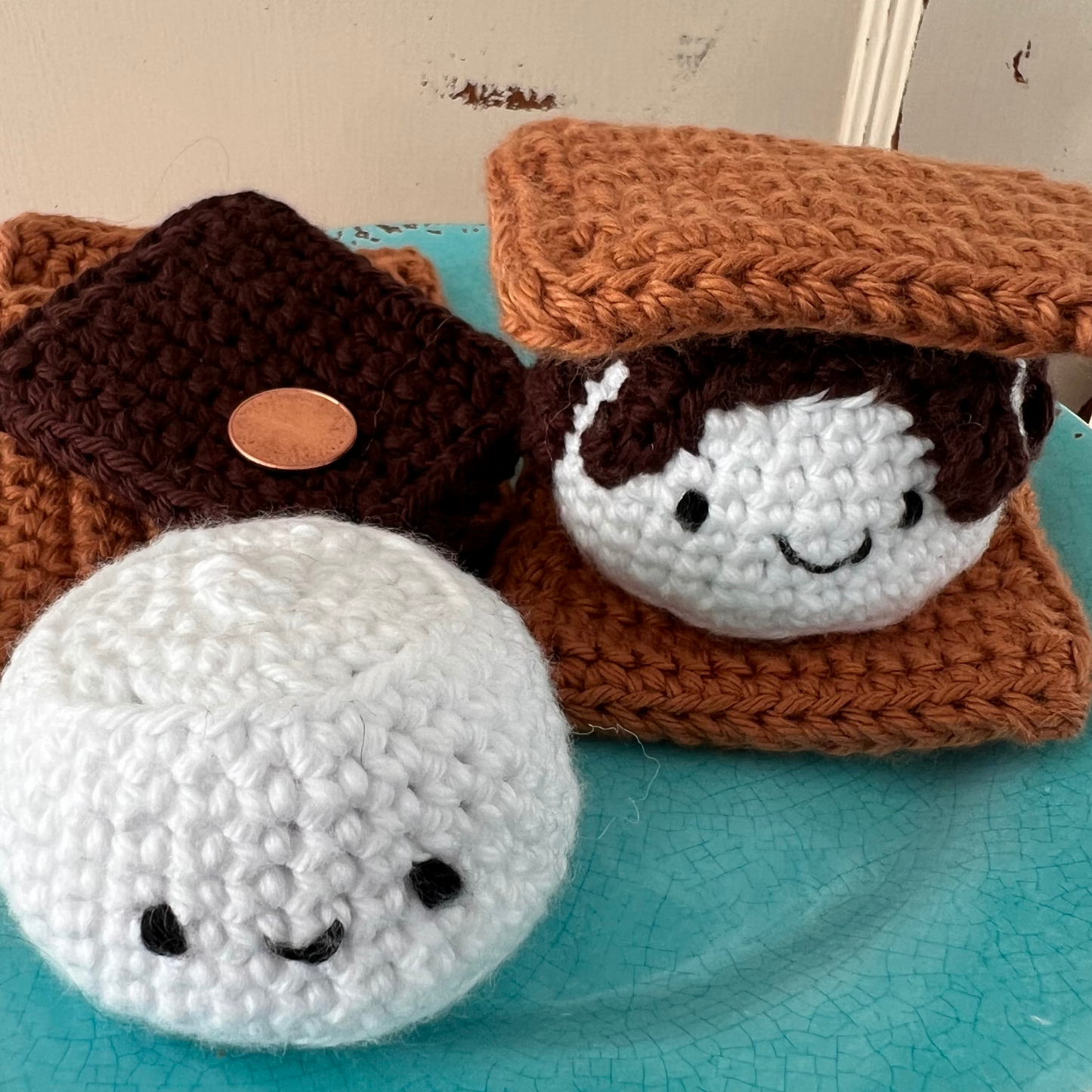 S'mores Play Set. Crochet Play Food set. Handmade Play Food S'mores. READY to SHIP. Free Shipping. Great add-on to a Kitchen Play Set.