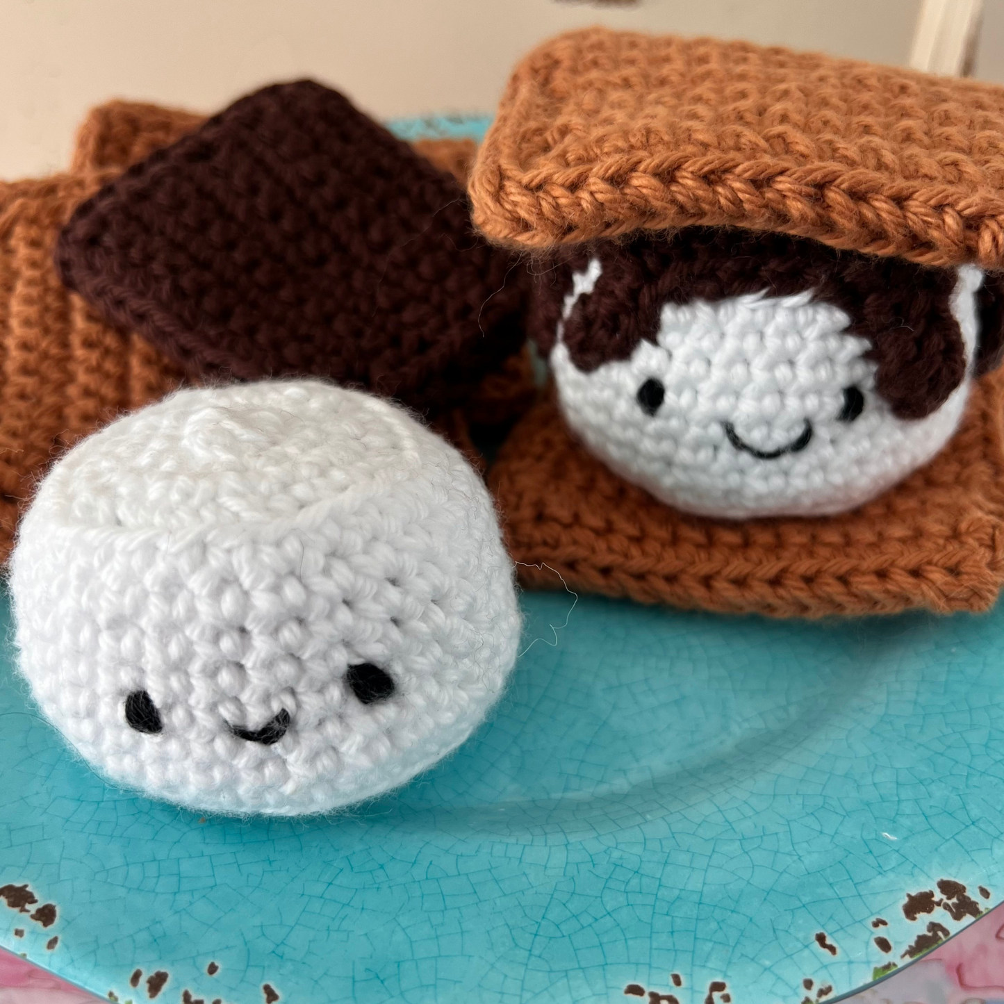 S'mores Play Set. Crochet Play Food set. Handmade Play Food S'mores. READY to SHIP. Free Shipping. Great add-on to a Kitchen Play Set.